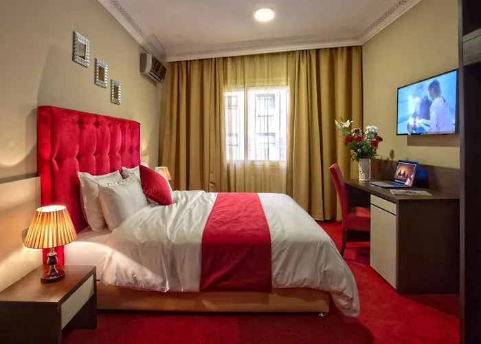 Yaad City Hotel